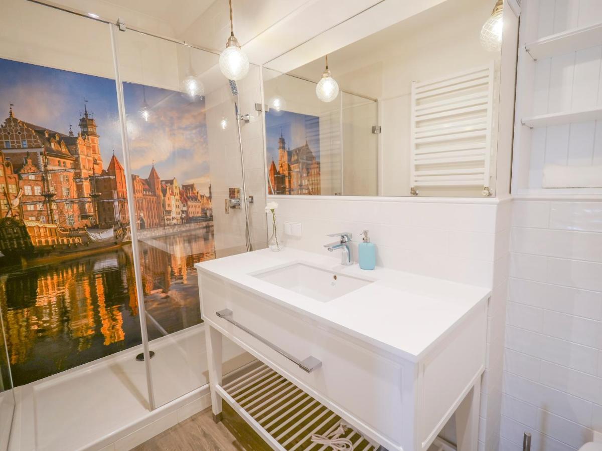 Flatbook - Old Town Apartments Spichrzowa 21 กดัญสก์ ภายนอก รูปภาพ